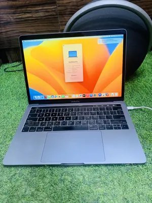 Laptop Apple MacBook Pro 16GB Intel Core I7 SSD 512GB
