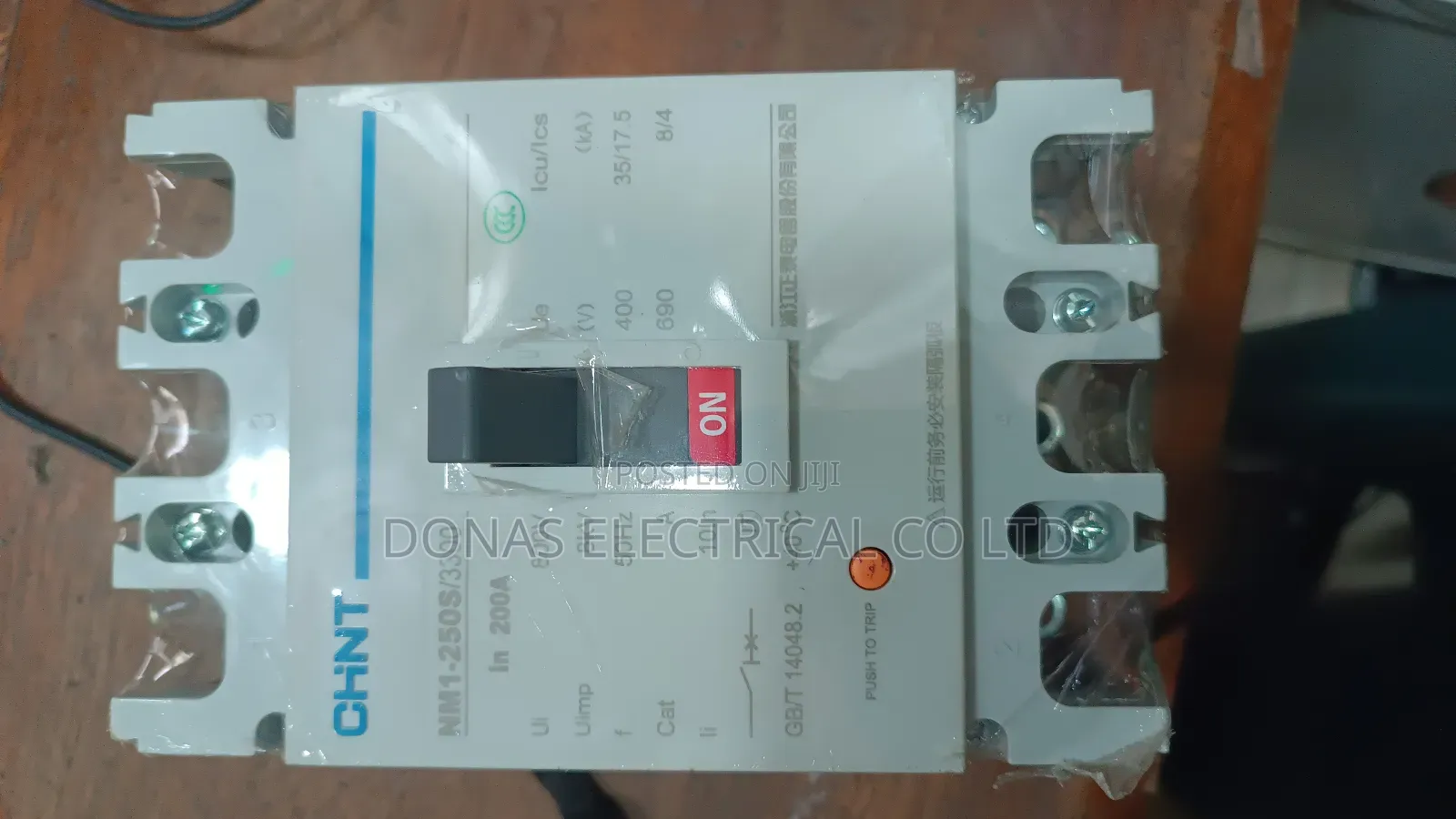 Chint Breaker 3pole 200A