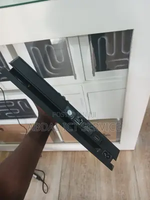 Clean Ps4 Slim
