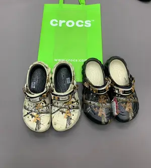 Photo - Original Real Tree Echo Clogs Crcos Collection