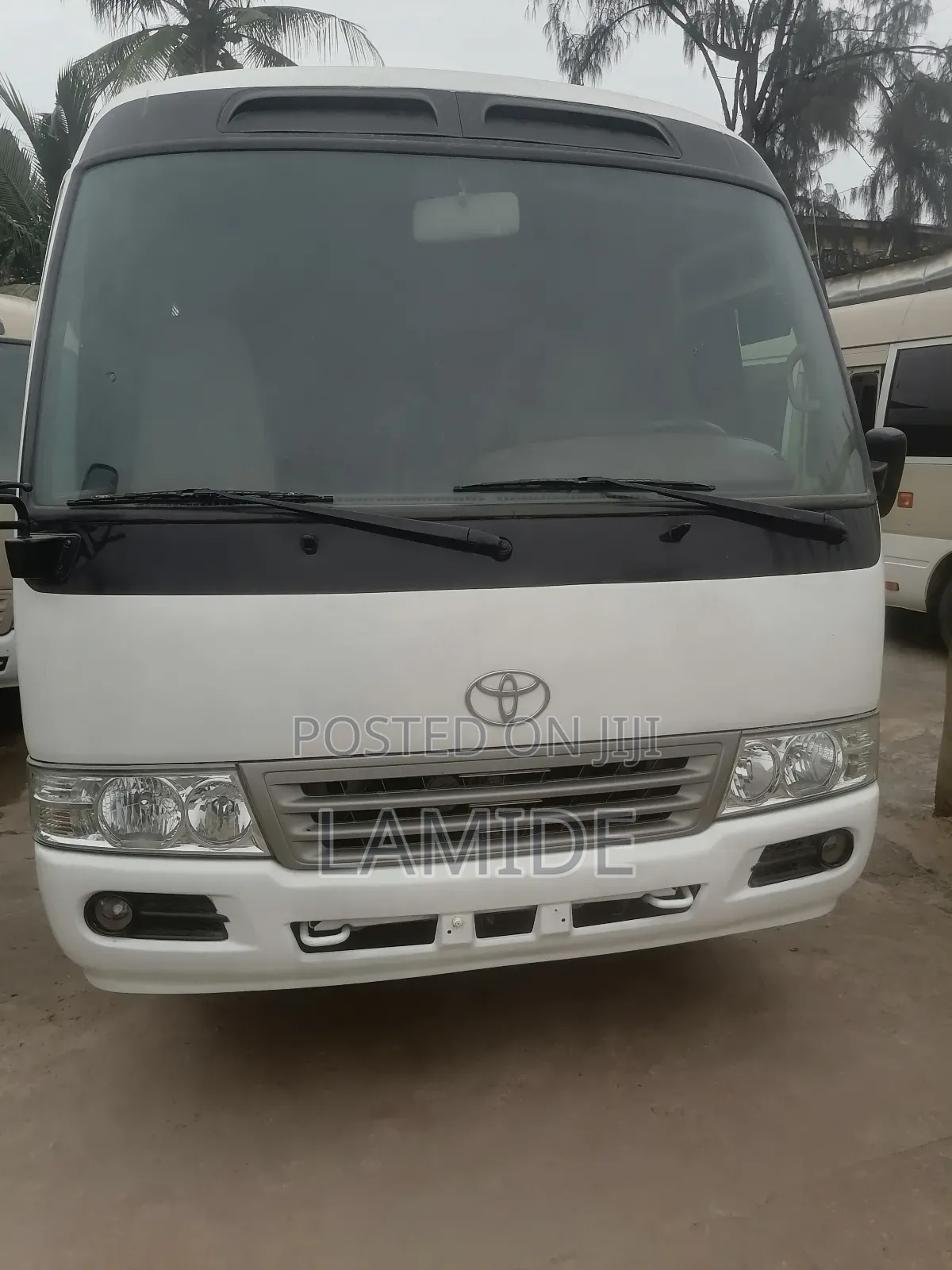 Toyota Coaster 2015 Gold