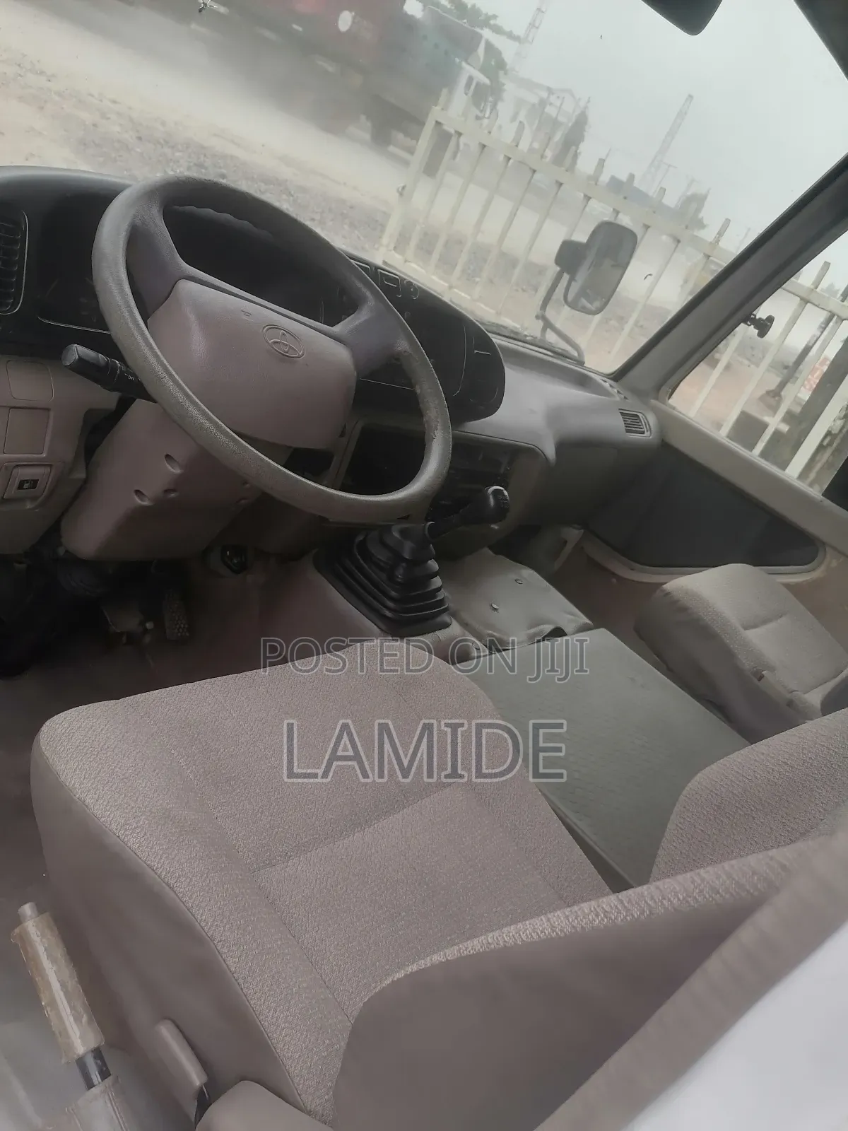Toyota Coaster 2015 Gold