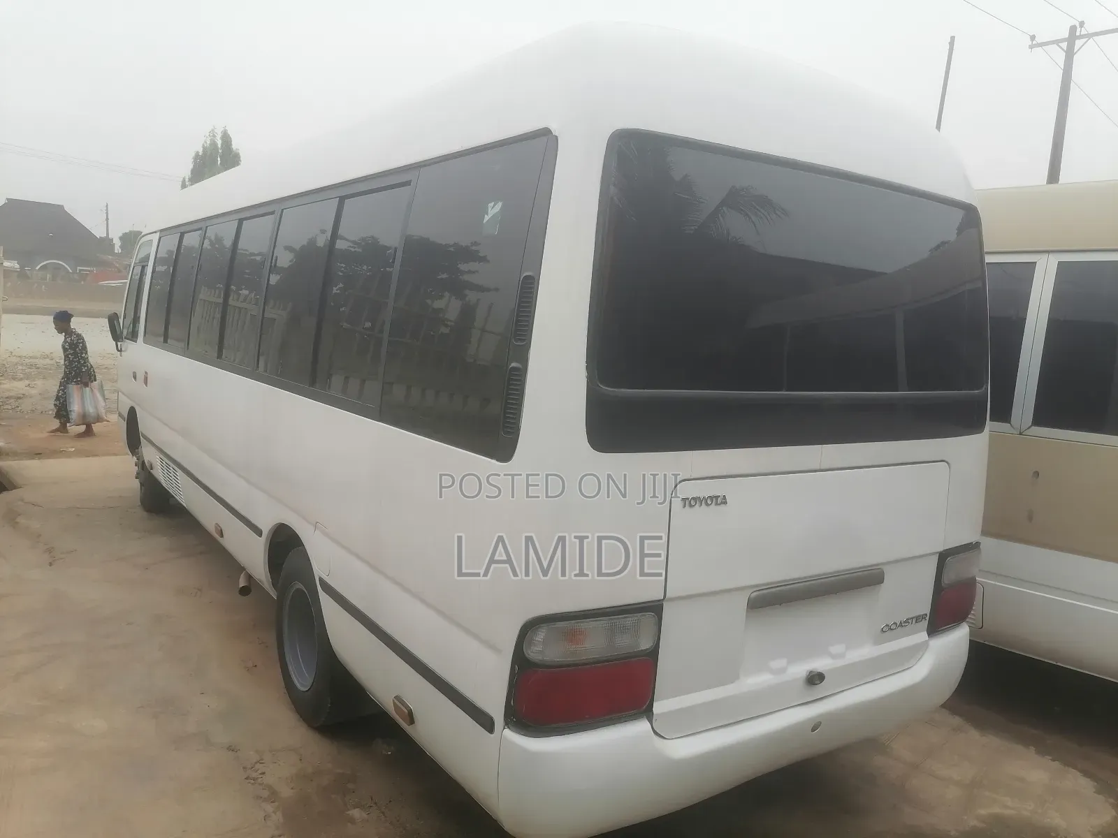 Toyota Coaster 2015 Gold