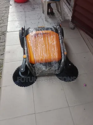 Sweeping Machine