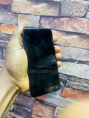 Apple iPhone XS Max 64 GB Black