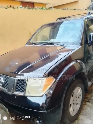 Nissan Pathfinder LE 2005 Black
