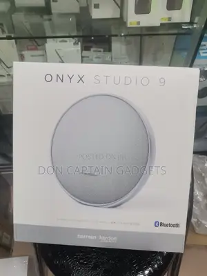 Onyx Studio 9 (Silver)