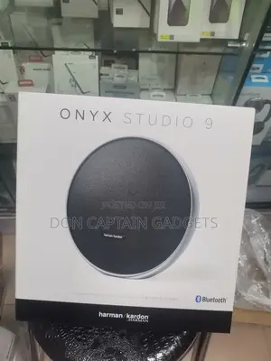 Onyx Studio 9 (Silver)
