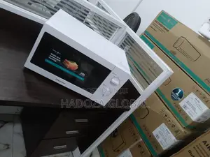 Time-Saving Hisense 20liters Microwave