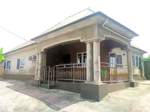 Photo - 3bdrm Bungalow in New Stadium Road, for sale