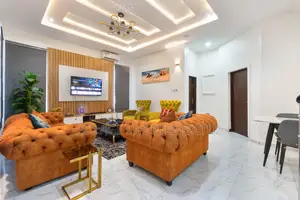 4 Bedroom Shortlet Apartment With Full Amenities 24/7power