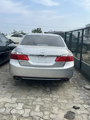 Honda Accord 2015 Silver