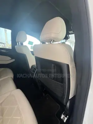 Mercedes-Benz GLE-Class 2016 White