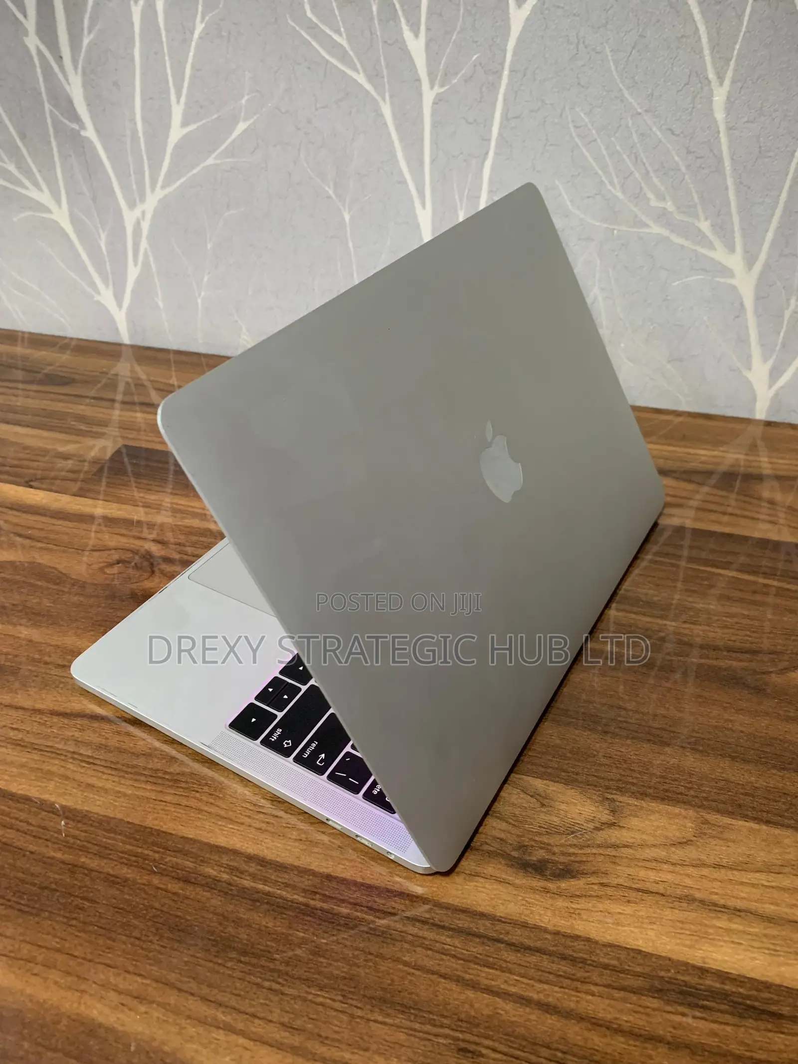 Laptop Apple MacBook Pro 2016 8GB Intel Core i5 SSD 256GB
