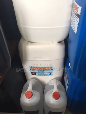 Distilled Water ( Deionized Water ) 25 Liters.