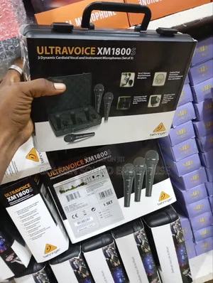 Behringer Ultravoice Xm1800s