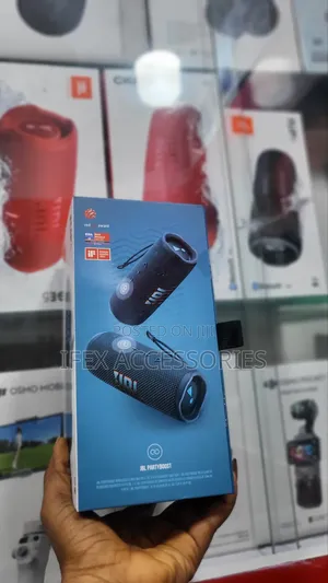 JBL Waterproof Flip 6 Bluetooth Speaker