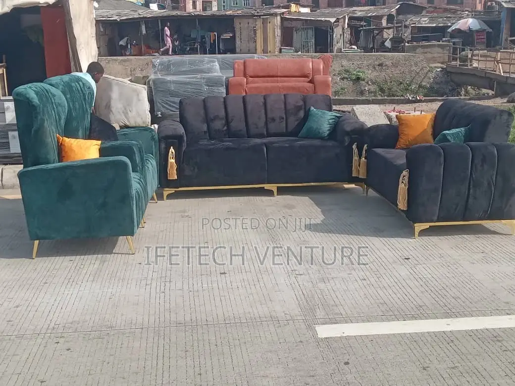 High Quality Chesterfield Sofa Set