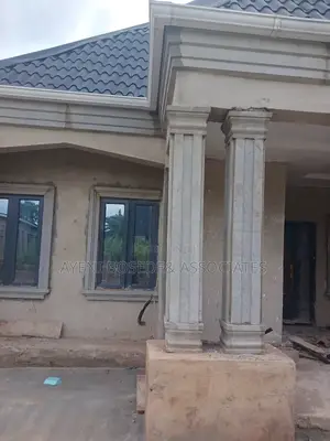 4bdrm Bungalow in City Of David, Obafemi-Owode for sale