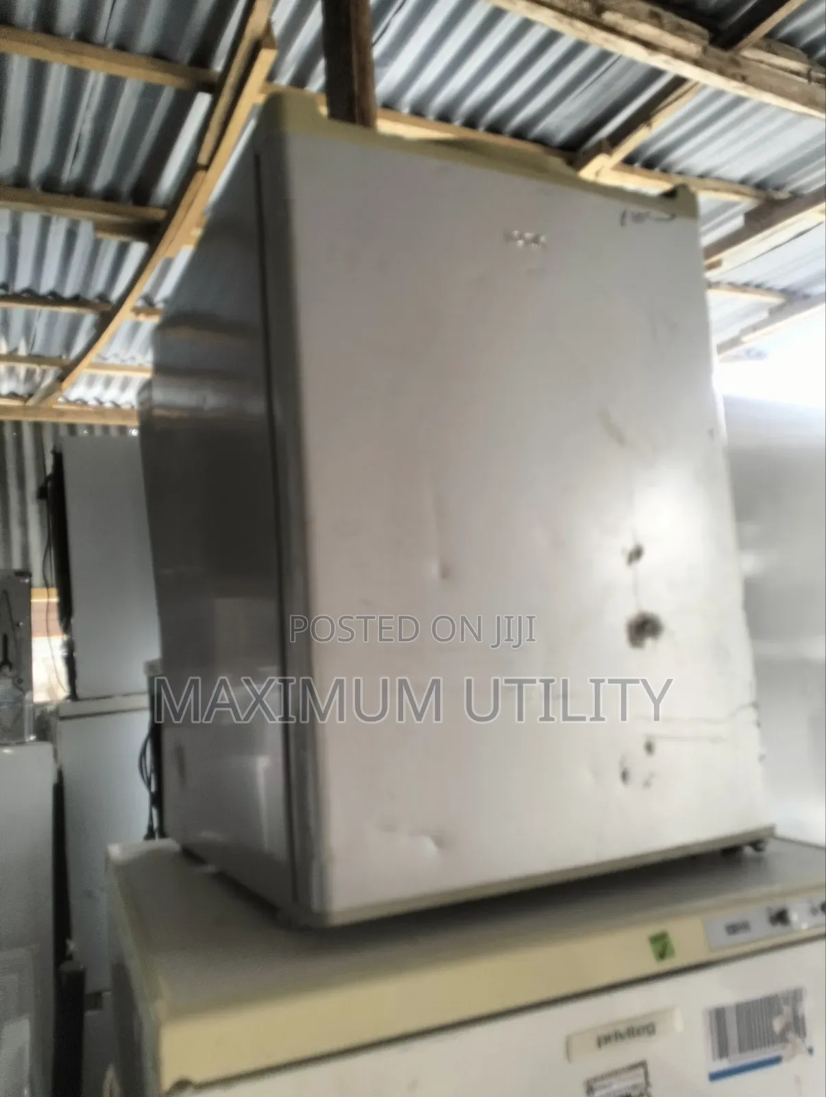 Logik Mini Table Top Refrigerator
