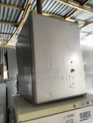 Logik Mini Table Top Refrigerator