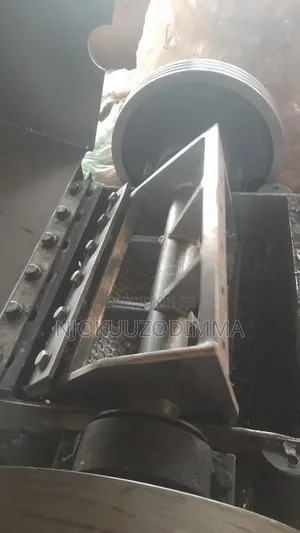 Industrial Machines (Pet Plastic Crusher and Stone Crusher