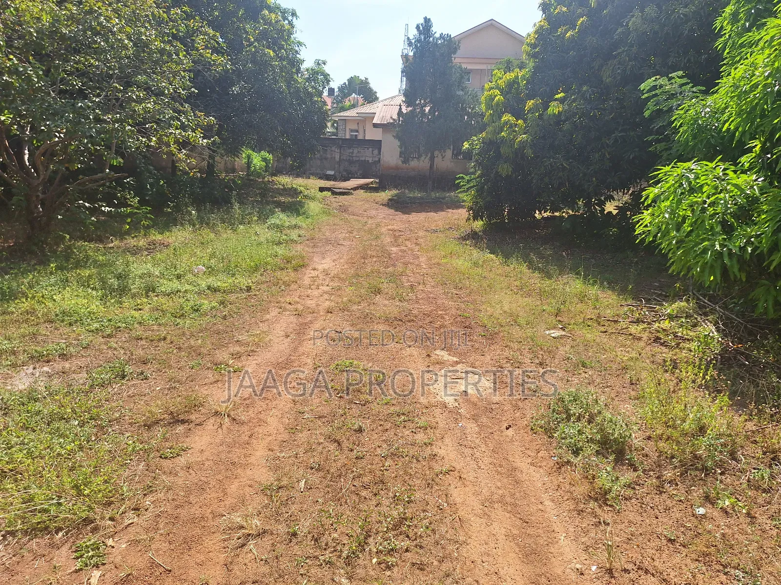 Wuse 2 Commercial Unspecified Plot for Urgent Sale