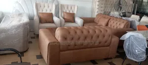 Onyiloz Sofa Class