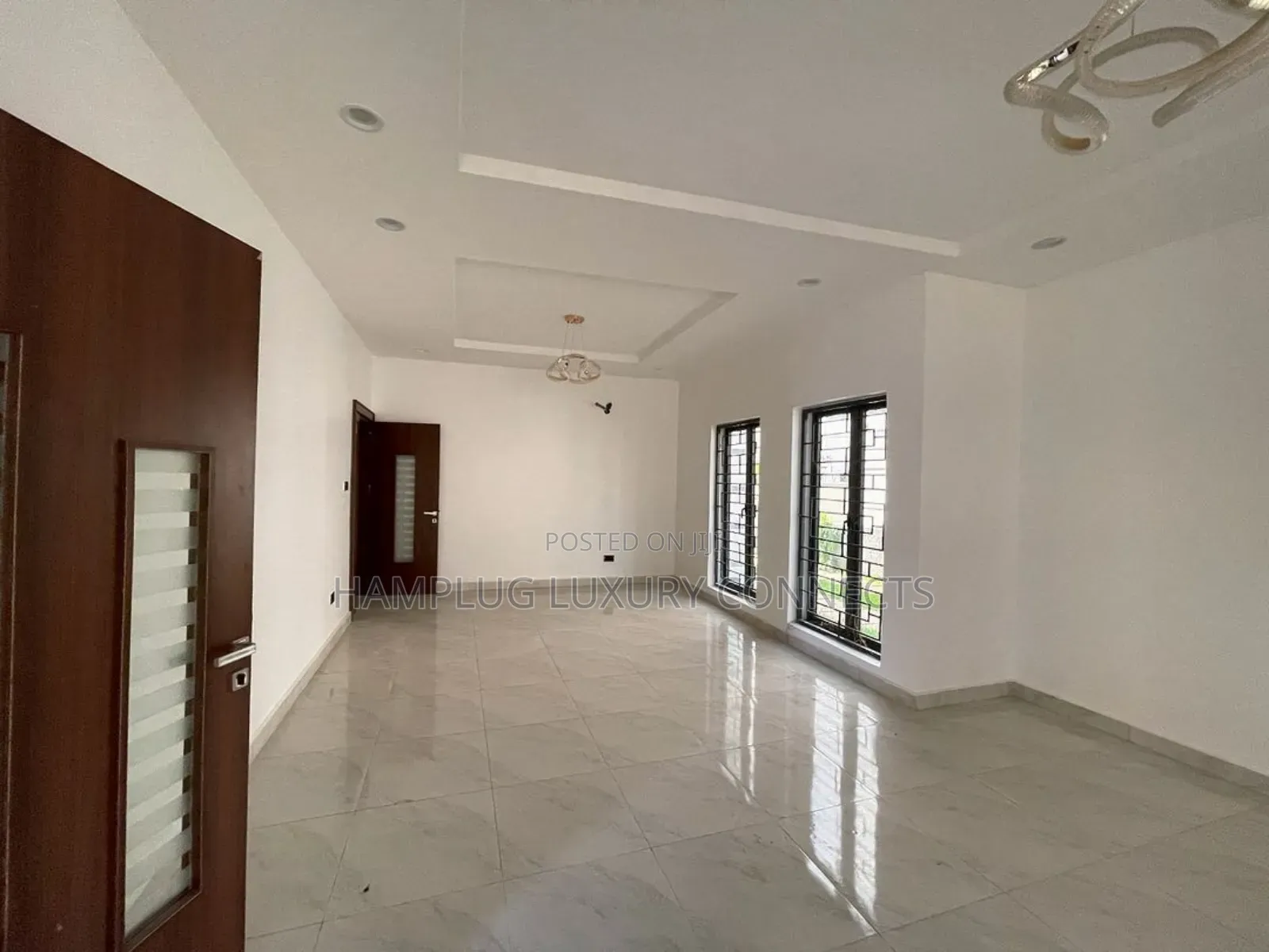 Furnished 5bdrm Duplex in Katampe for sale