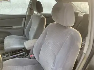 Toyota Camry LE 4dr Sedan (2.4L 4cyl 5A) 2005 Gray