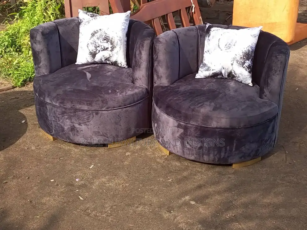 7 Sitters Couch