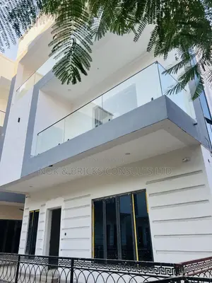 6bdrm Duplex in Premium Apartment, Utako for sale