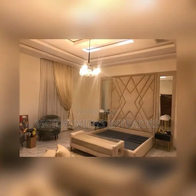 Luxury Curtains Drapes an Bed