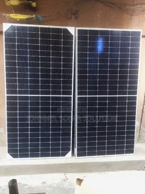 700watts 144cells Canadian Solar Panel Available