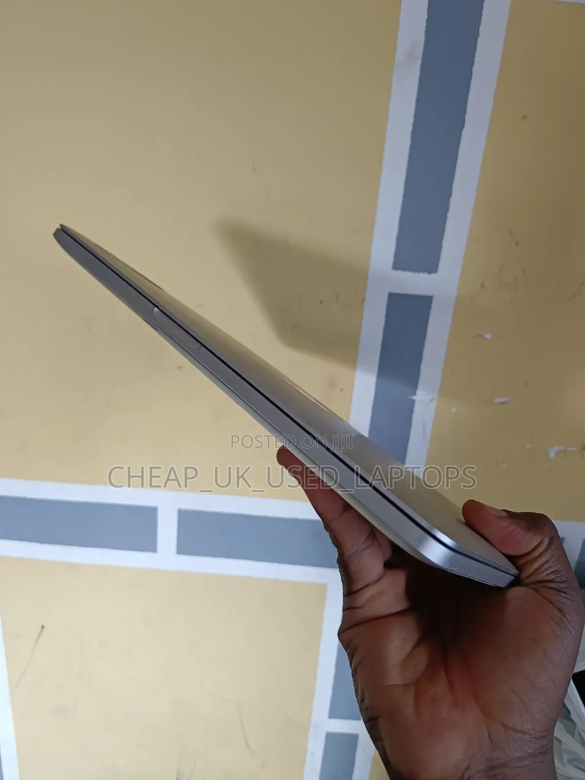 Laptop Apple MacBook Pro 2015 16GB Intel Core I7 SSD 256GB