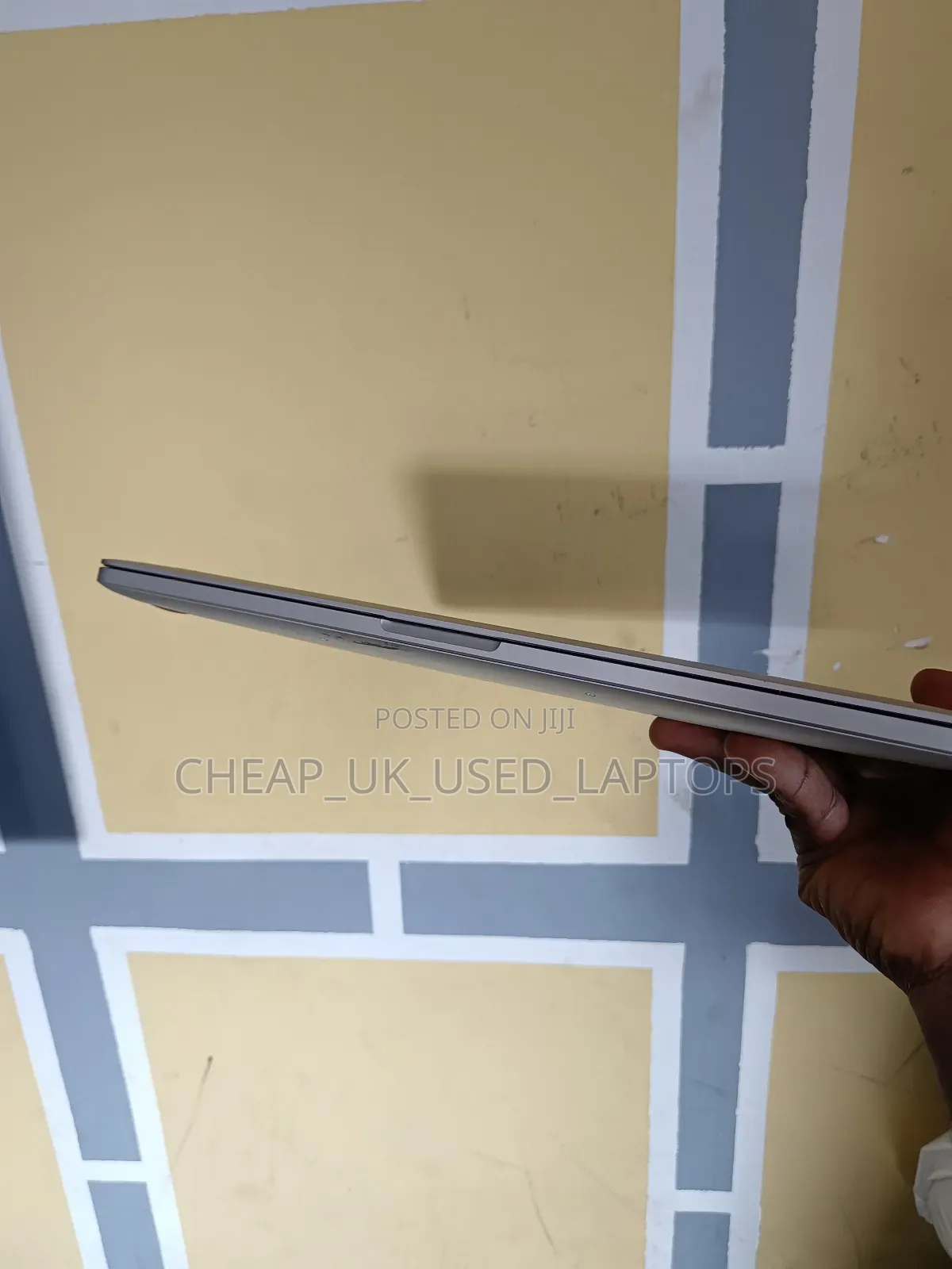 Laptop Apple MacBook Pro 2015 16GB Intel Core I7 SSD 256GB