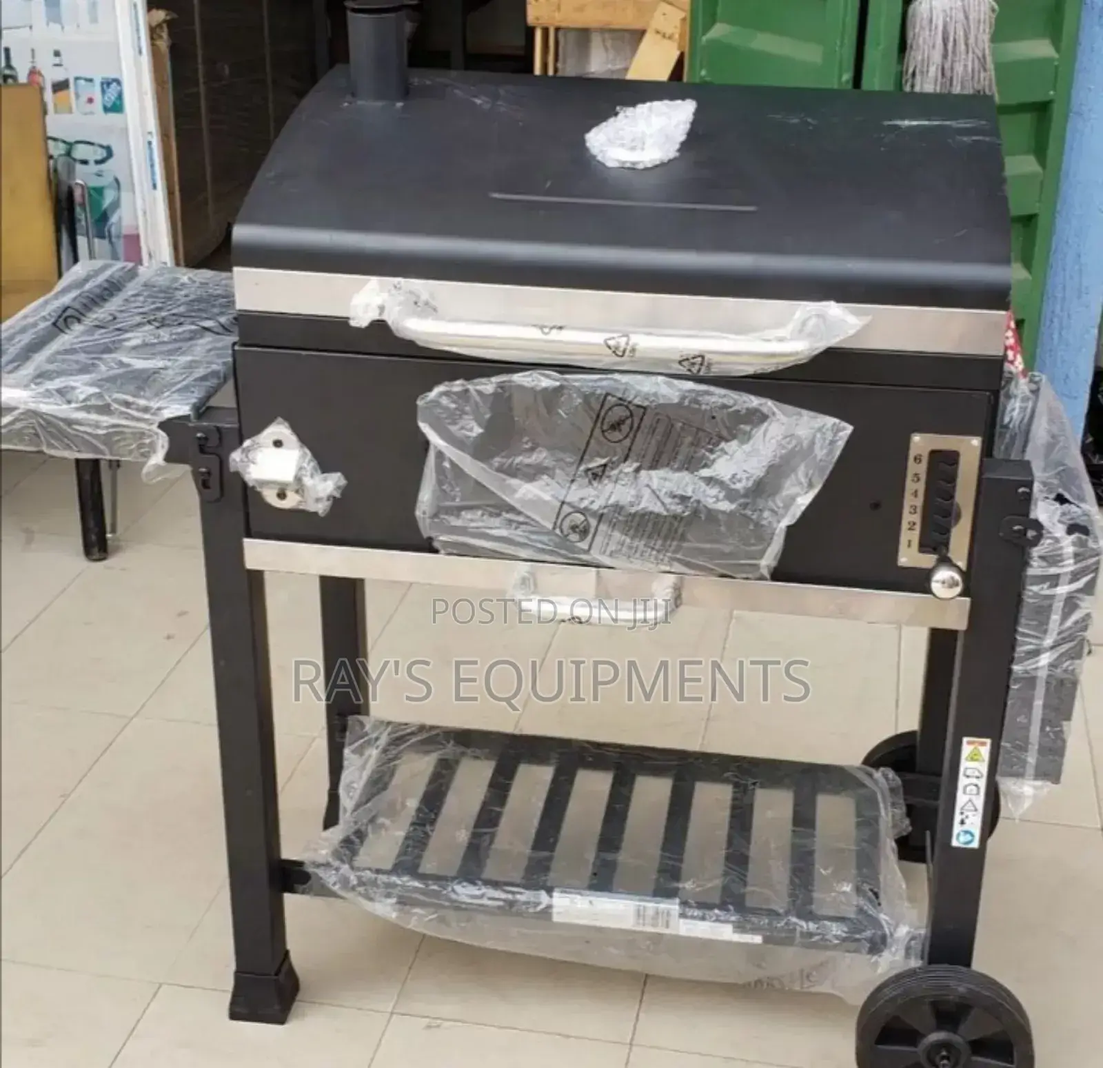 Foreign Adjustable Charcoal Barbeque Machine