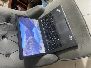 Laptop Lenovo ThinkPad X240 8GB Intel Core I7 SSD 256GB