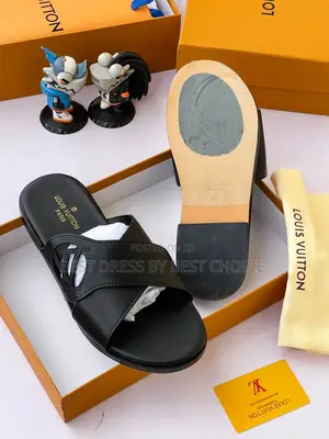 Louis Vuitton Pam Available