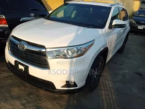 Toyota Highlander XLE V6 4x2 (3.5L 6cyl 6A) 2016 White