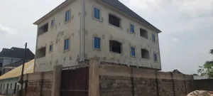 6bdrm Block of Flats in Off Sars Road,, Rumuahalu for sale