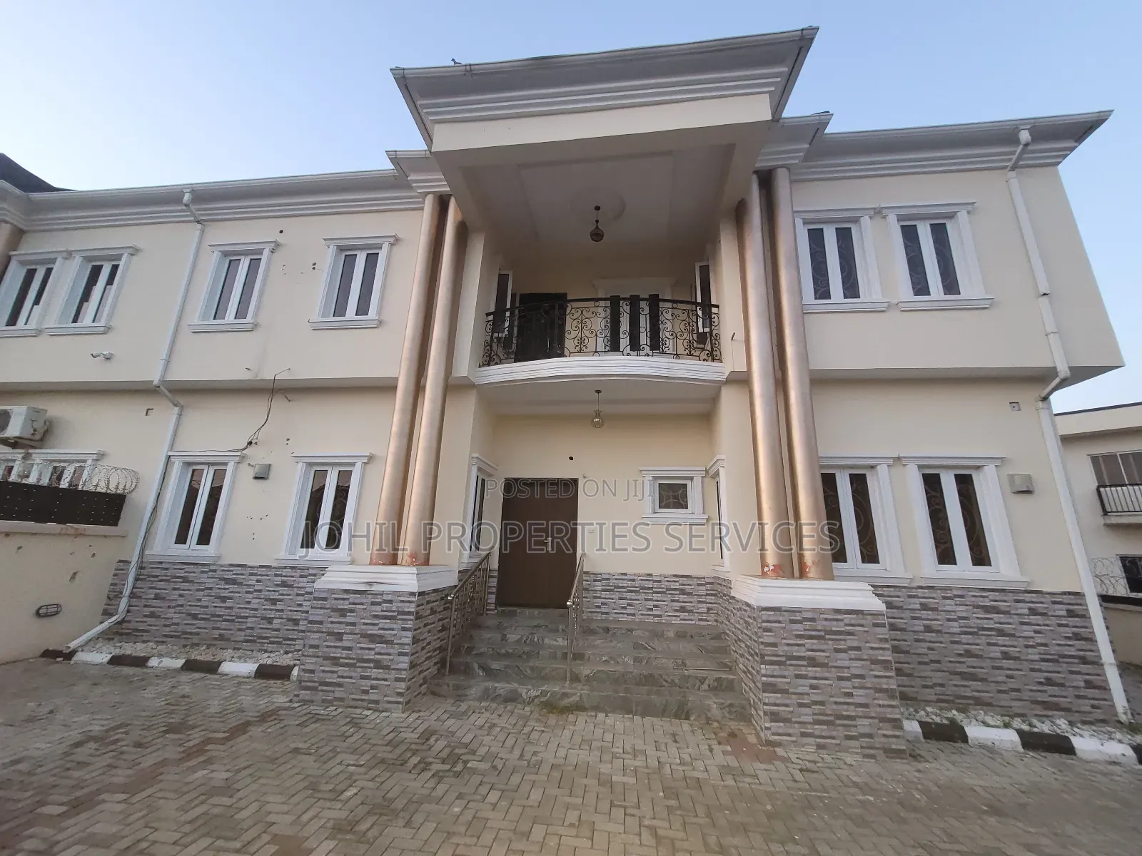 5bdrm Duplex in Guzape District for rent