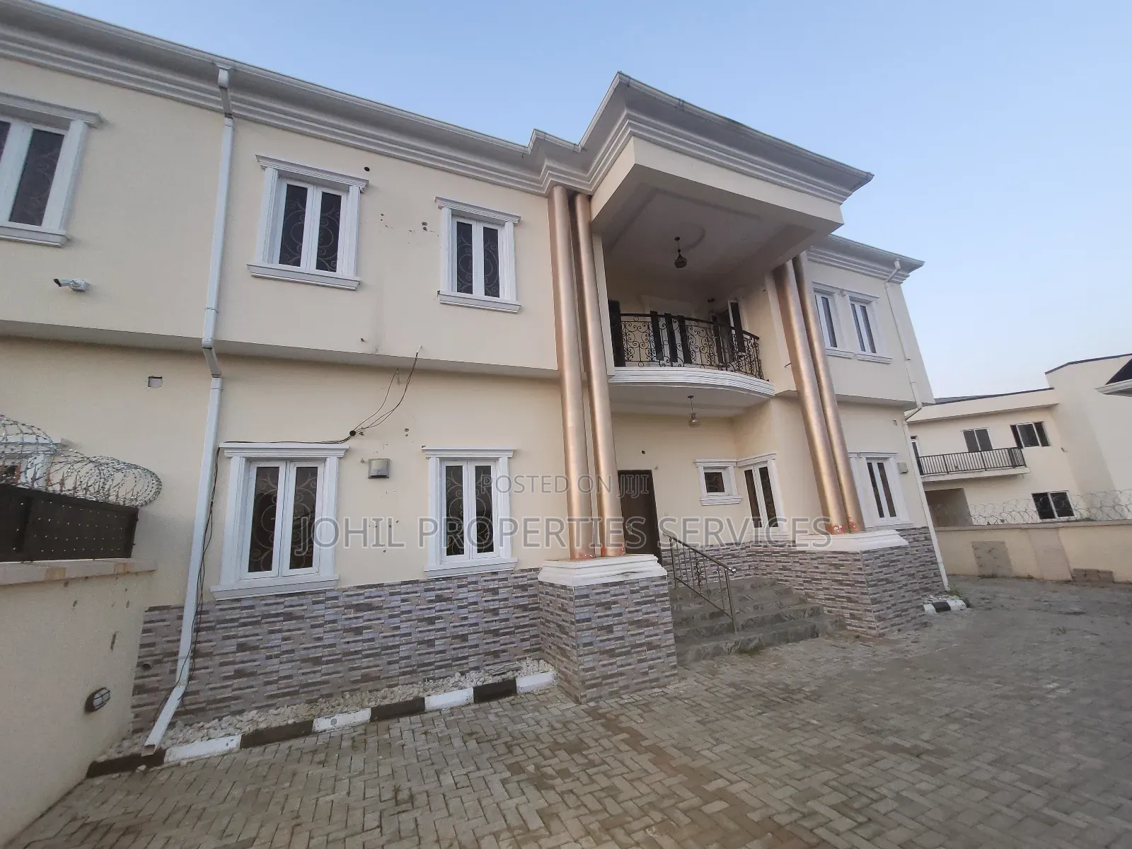 5bdrm Duplex in Guzape District for rent