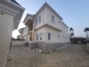 5bdrm Duplex in Guzape District for rent
