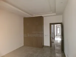 5bdrm Duplex in Guzape District for rent