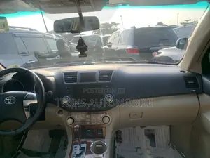 Toyota Highlander Limited 2012 Red