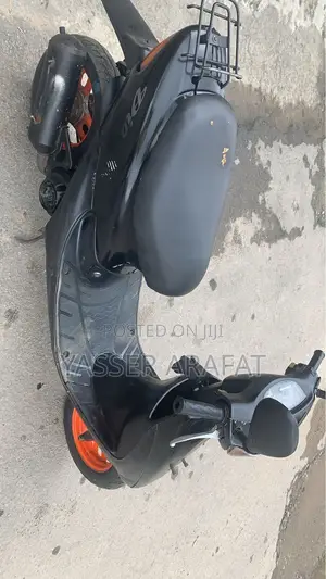 New Suzuki 2023 Silver