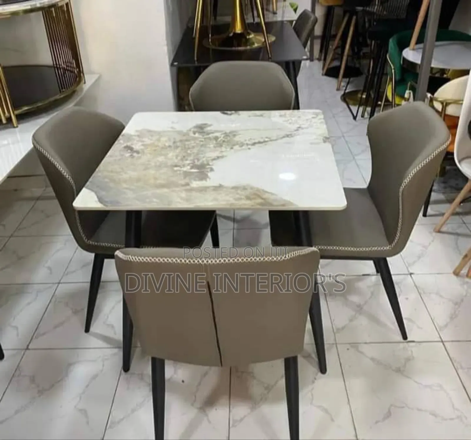 Luxurious Dinning Sets