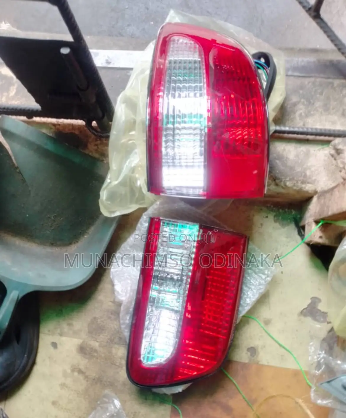 Complete Back Light/Rear Light Sienna 2000/2002