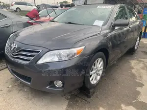 Toyota Camry 2010 Gray
